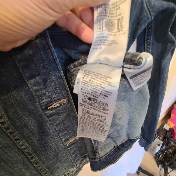 Levis Jacket Women‎ Medium Blue Denim Jean Trucker Dark Wash Faded Retro Ladies - Picture 6 of 6